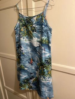 Round y Bay  Hawaii Dress Size M
