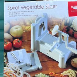 Spiral Vegetable Slicer