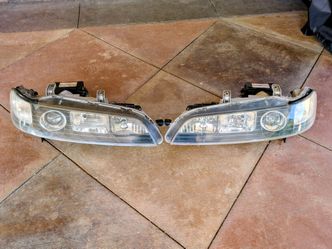 98-spec Honda Integra DC2 Type R HID Headlights Black Housing
