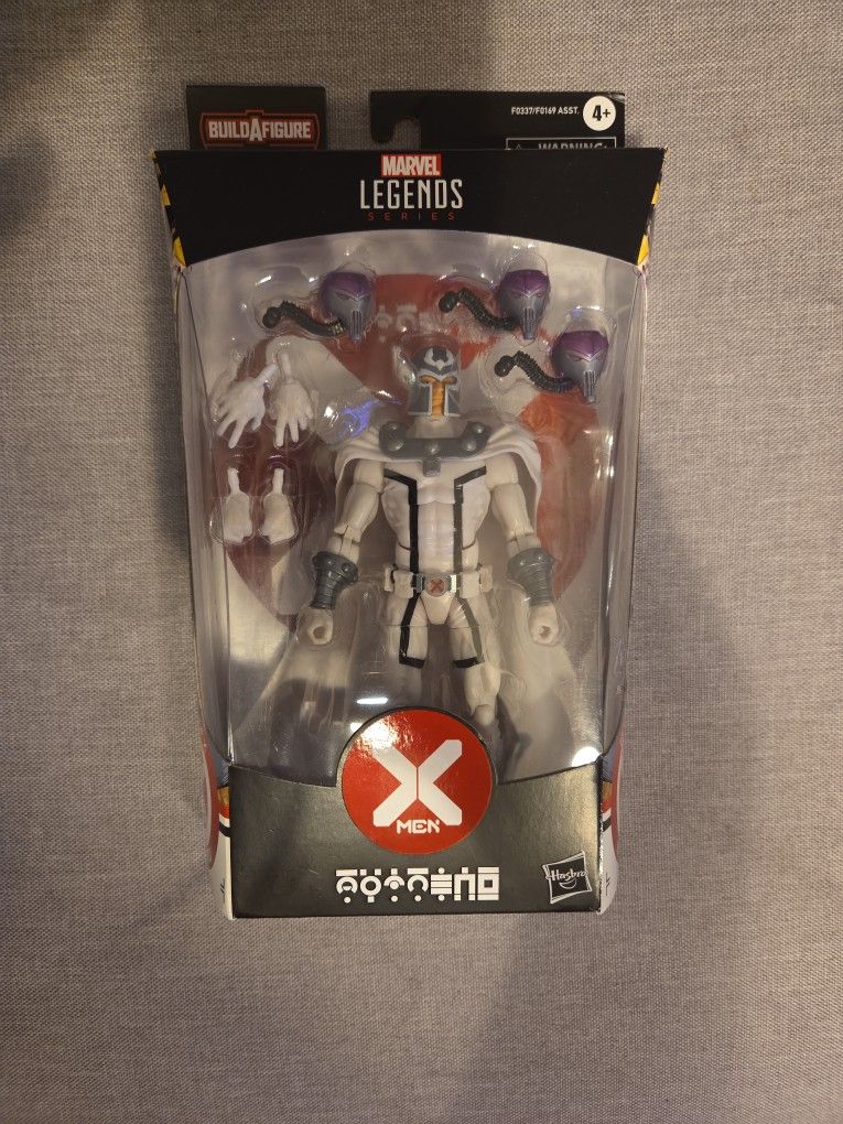 Marvel Legends Magneto