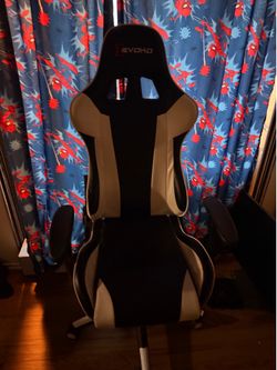GAMING CHAIR