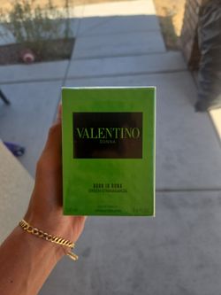 Valentino perfume
