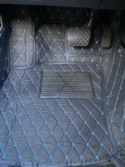 VW - VOLKSWAGEN TAOS FLOOR MAT SET