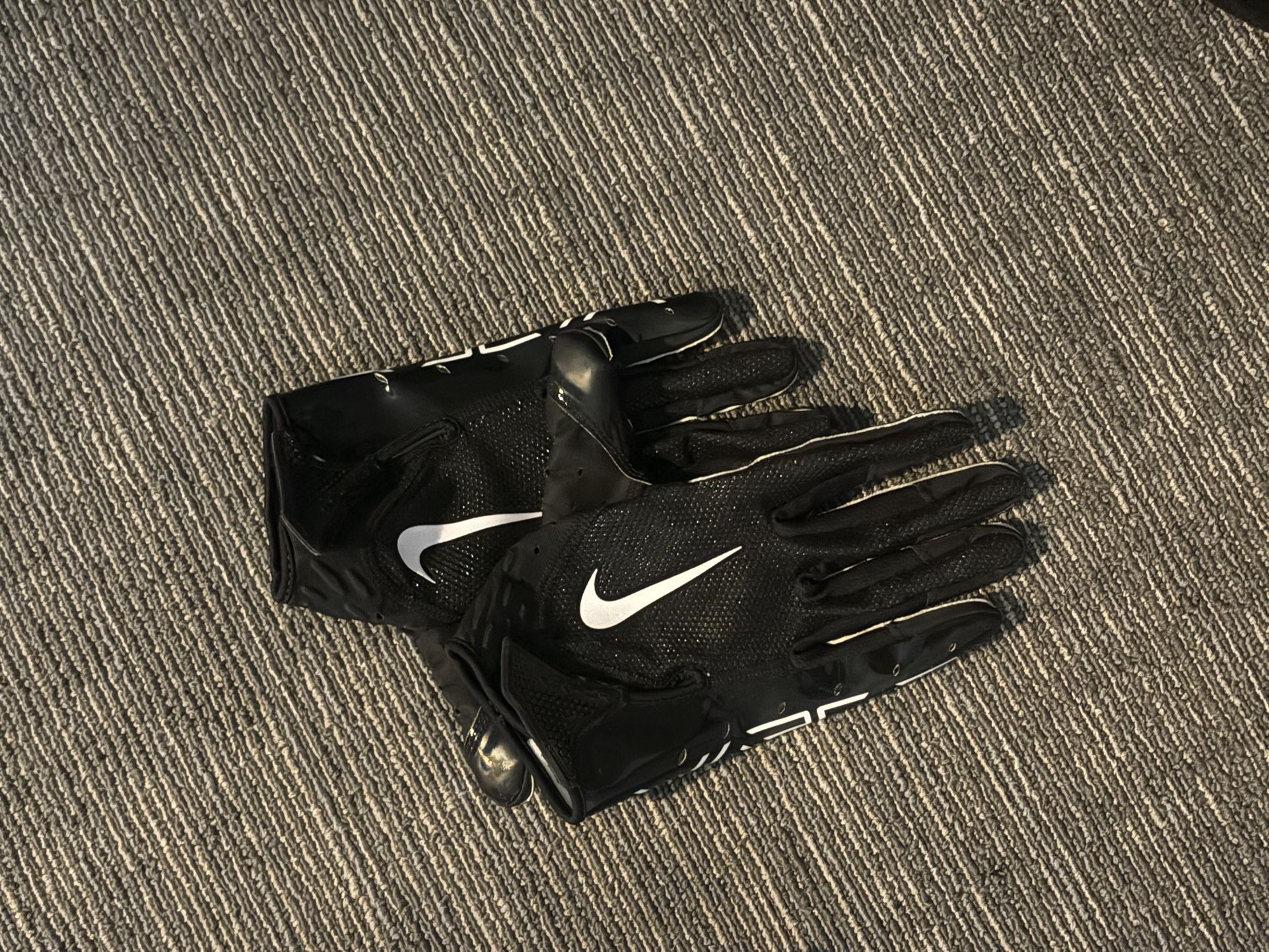 Nike Football gloves
