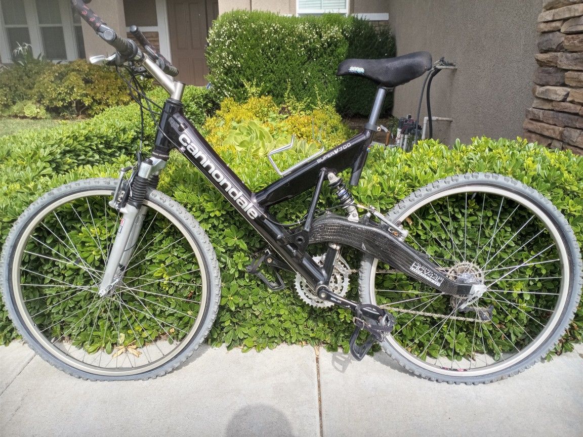 Cannondale SUPER V 700 Full Suspension Mountain Bike for Cannondale SUPER V 700 Full Suspension Mountain Bike for