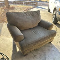 Brown Loveseat Oversize Couch Chair