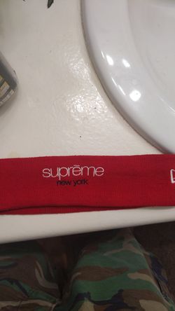 SUPREME HEAD BAND USED