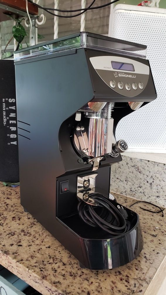 Simonelli Cafe Grinder for Sale in Miami, FL - OfferUp
