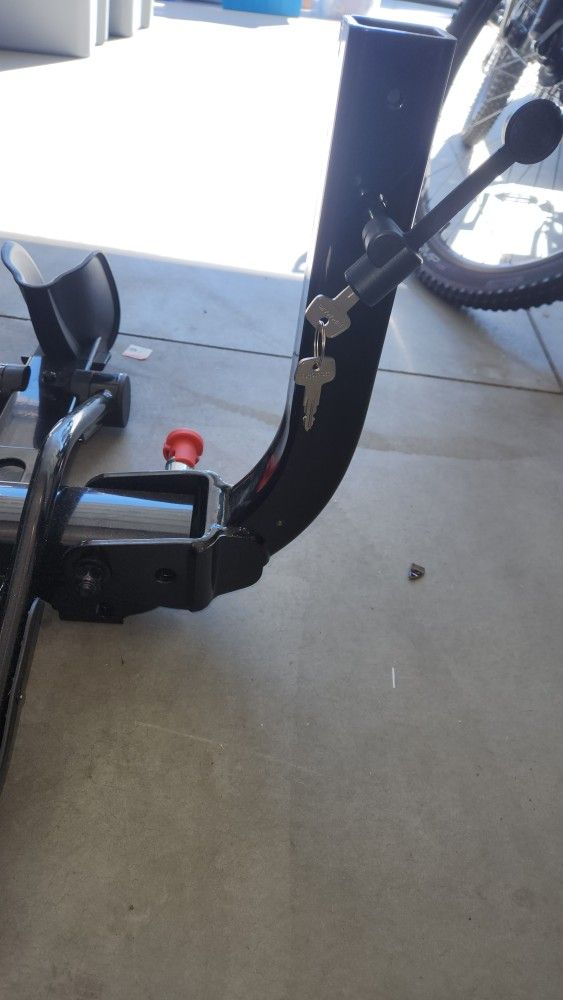 Yakima HoldUp Tray Hitch Bike Rack