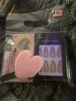 eyelashes Plus nails