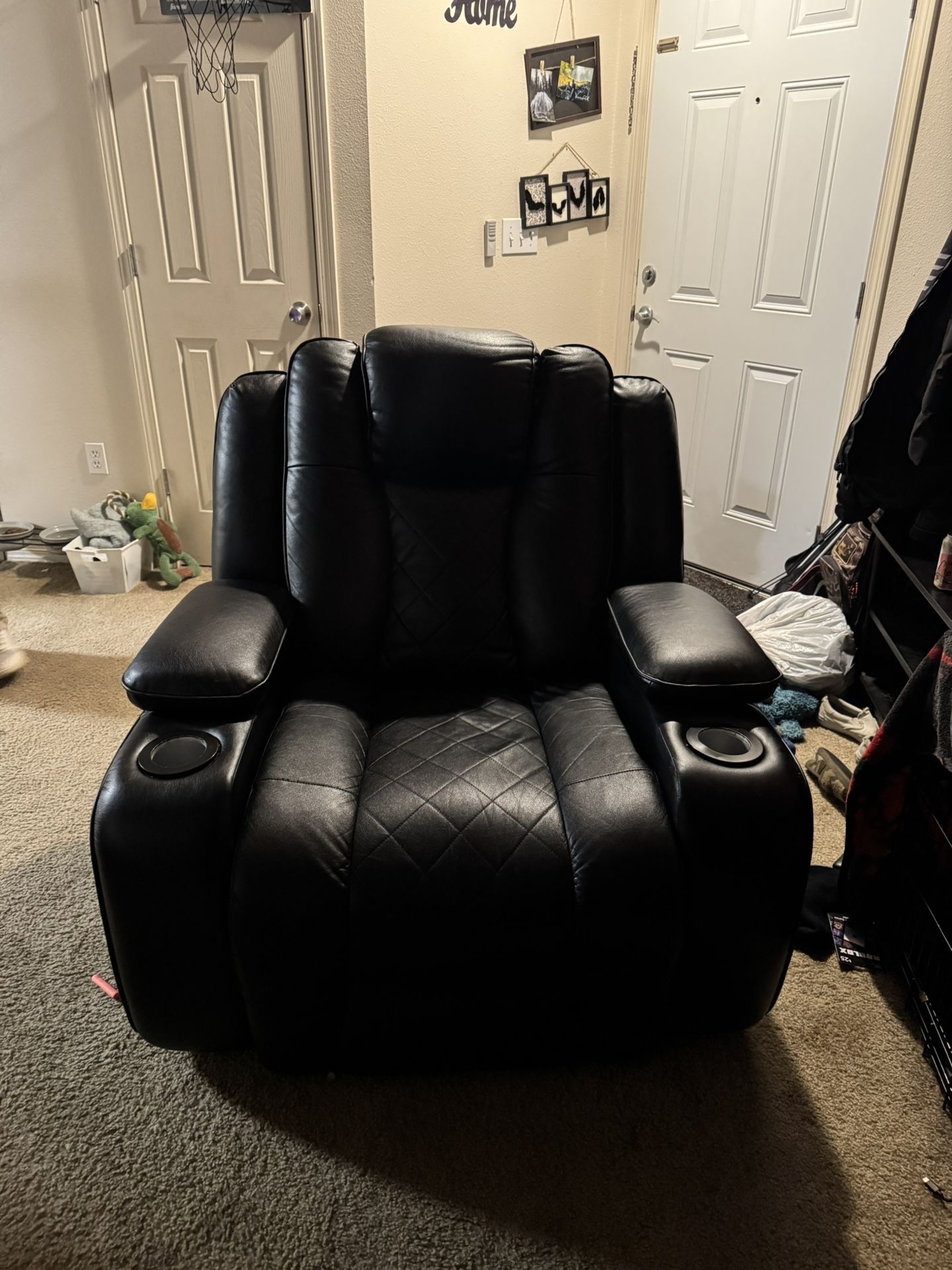 Couch With Recliner
