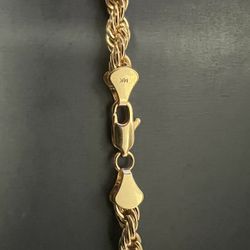 14k Gold Filled Non Tarnishing. Mint Conditions.