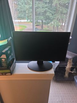 Sceptre Monitor 20"

1600×900 resolution

75 Hz

HDMI + VGA