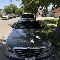 Mercedes Benz E (contact info removed)