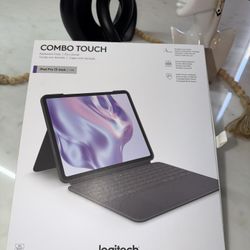 Logitech - Combo Touch For iPad Pro 13-inch (M4, M5 Chip) Keyboard Case With Detachable Keyboard And Trackpad