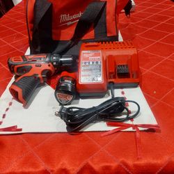 Milwaukee  M12 Drill  Combo Almost New  105.00 