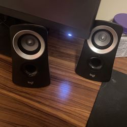 Logi Speakers 