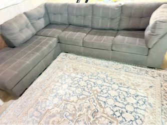 Sectional sofa - Very less used
