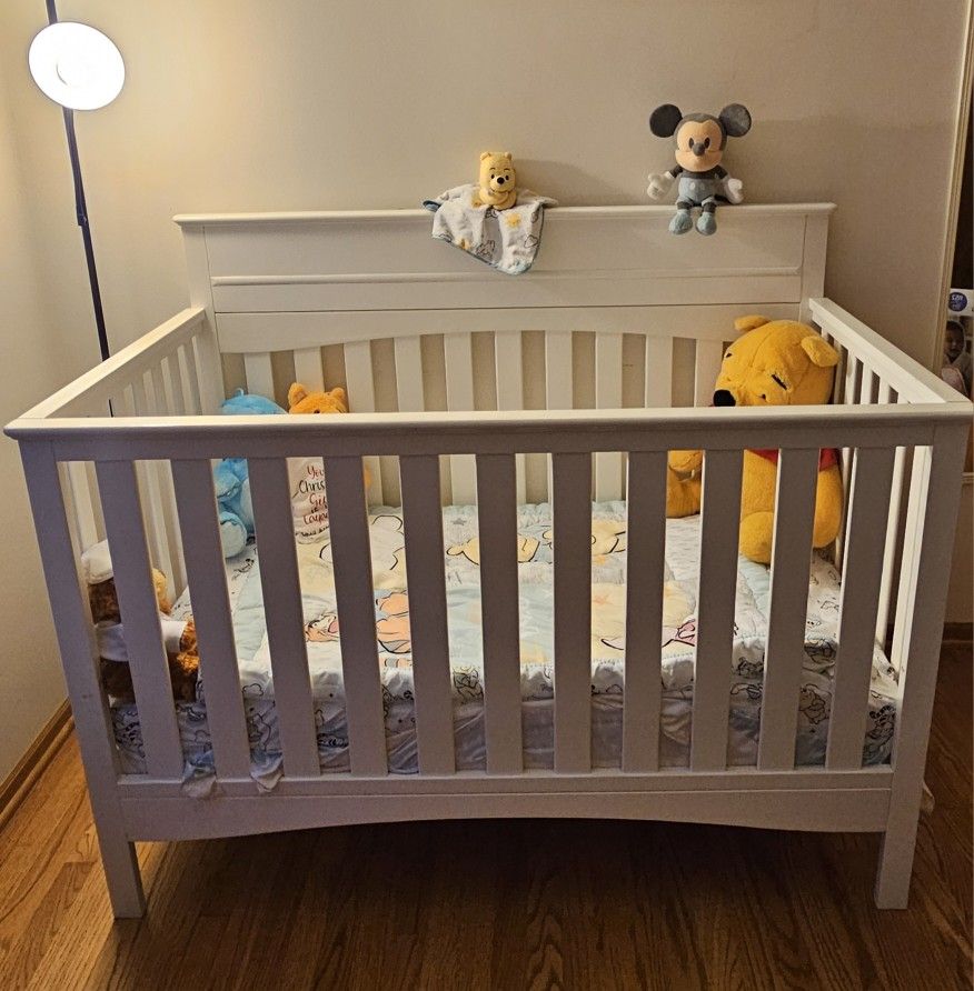 Crib In Great Condition Like New