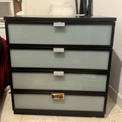 4 Drawer Dresser