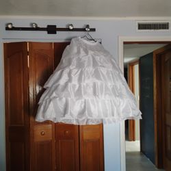 Adjustable Crinoline