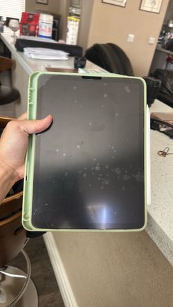 Ipad Air 5th Generation 64GB w/ Apple Pencil Gen 2nd Gen