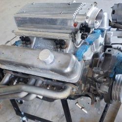 Fuel Injected 383 Stroker Engine