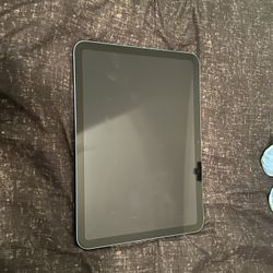 iPad 10th Gen 64 GB