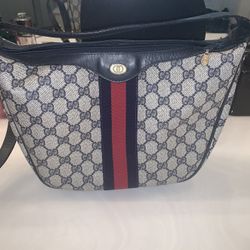 Authentic Gucci Shoulder Bag 