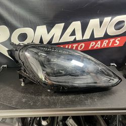 2024-2025 Porsche Cayenne Headlight