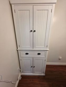 White Kitchen Cabinet/Pantry