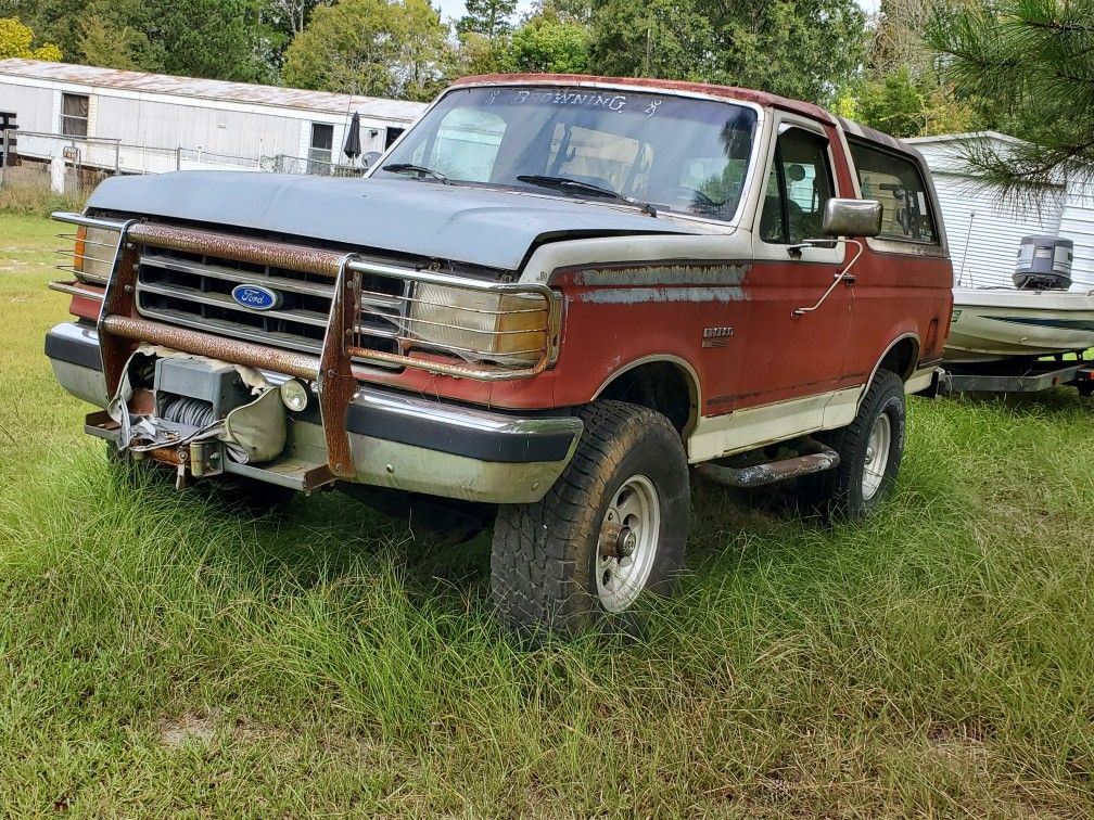 1992 Ford Bronco