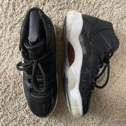 Jordan 11 72-10 9/10 Condition