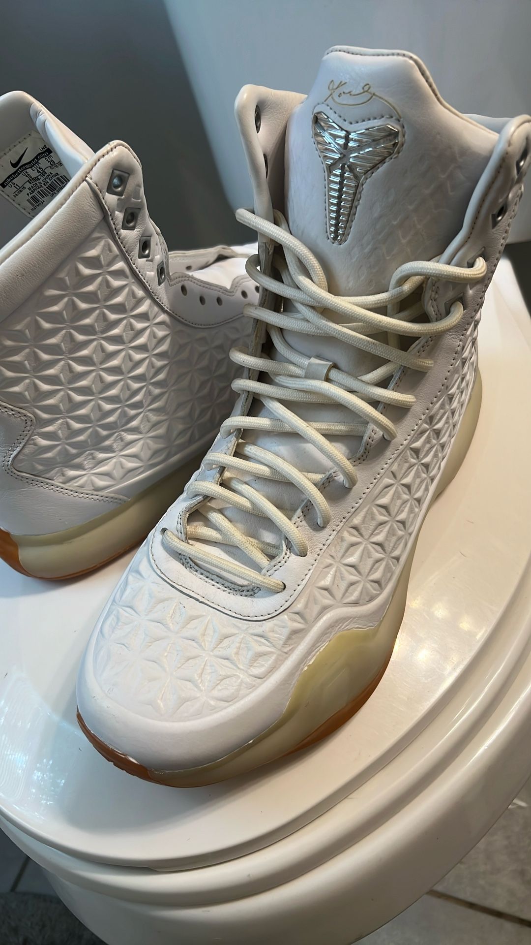 Kobe 10 Elite Ext White Gum