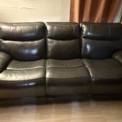 USED LEATHER DARK BROWN RECLINER SOFA AND LOVESEAT