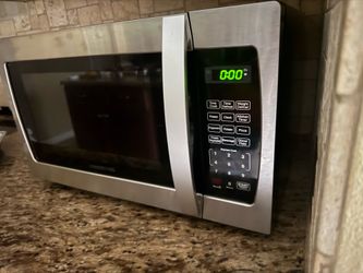 Farberware 1.3 cu. Ft. 1000-Watt Countertop Microwave Oven in Stainless Steel