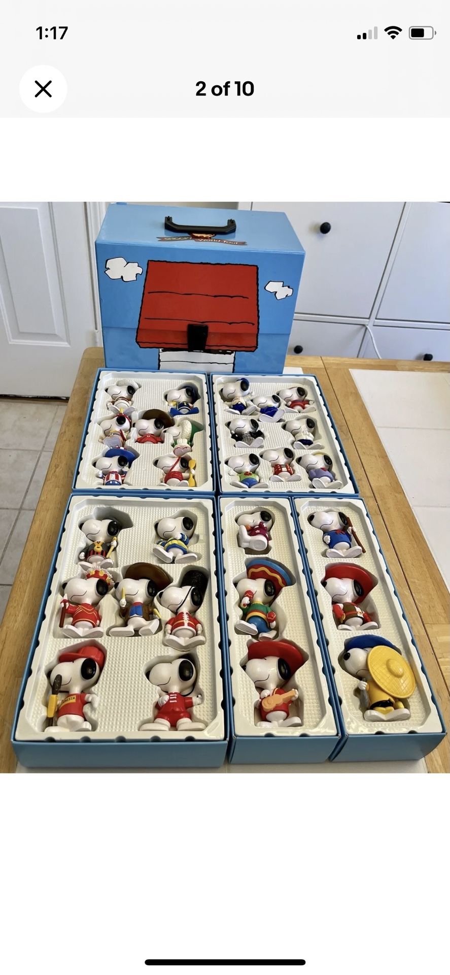 SNOOPY WORLD TOUR