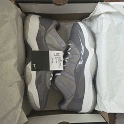 Jordan 11 low Cool Grey sz 9.5 $240 OBO