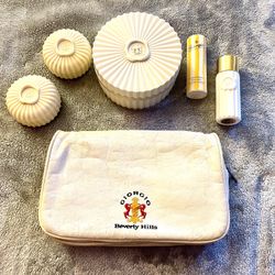 Giorgio Beverly Hills Extraordinary Perfumed Dusting Powder 6 oz 150g & Soap