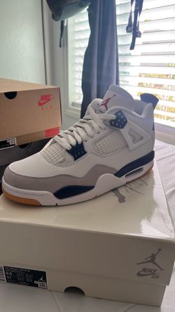Jordan 4 SB Navy