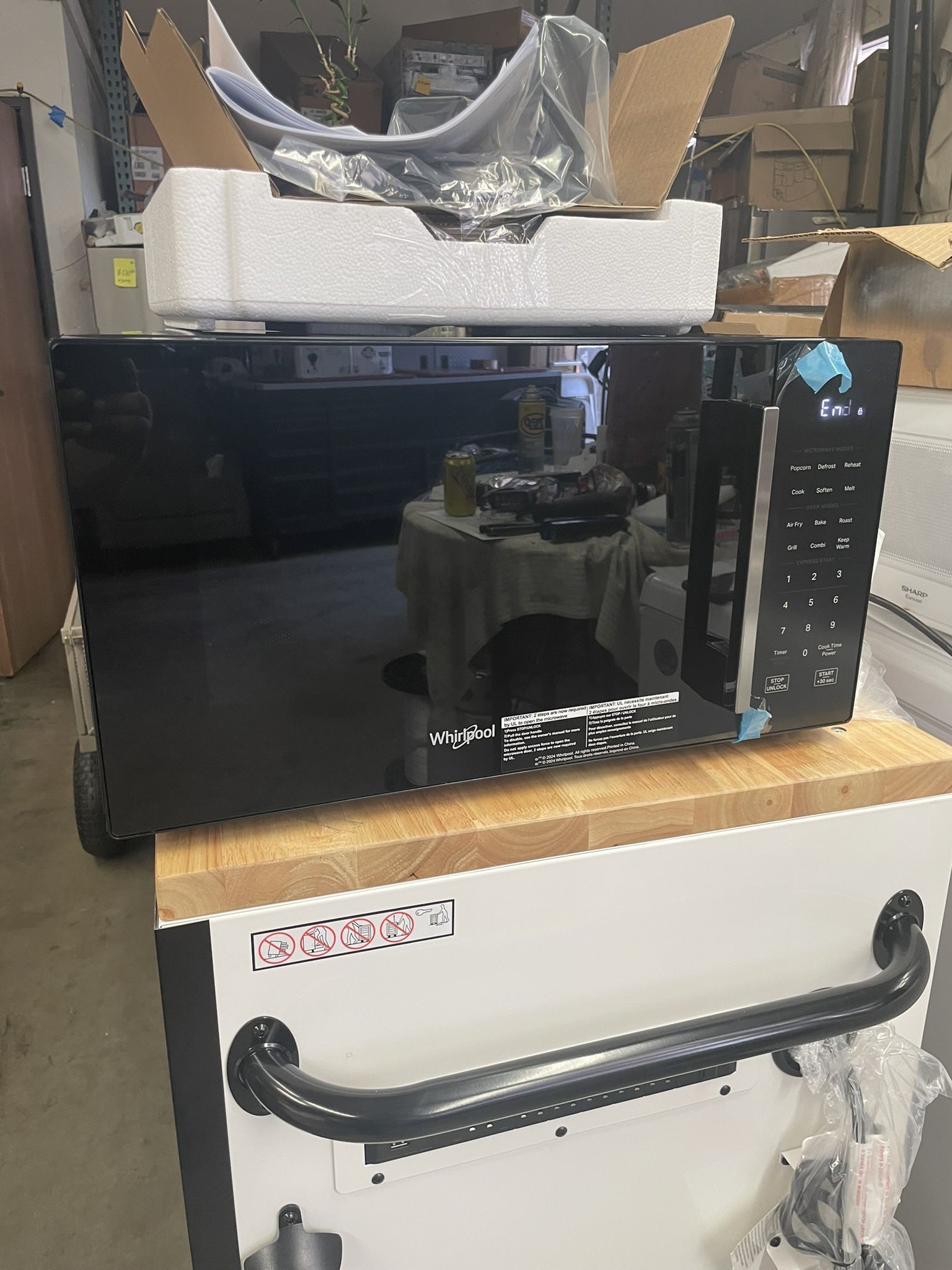 Box Microwave Counter Top Convection Whirlpool Black