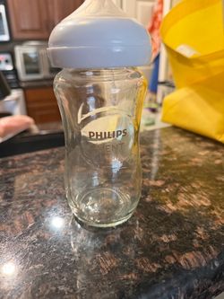 Philips Avent Glass Baby Bottle