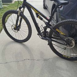 Specialized Full suspension Mountain Bike, 26 inch wheel, medium frame, low miles