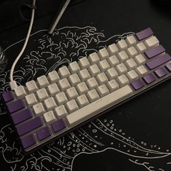 Ducky mechanical keyboard 