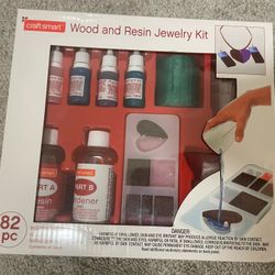 Wood And Resin Jewelry Kit