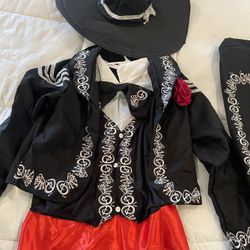 Halloween Costumes  