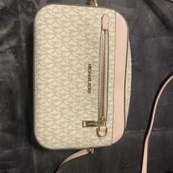 Michael Kors Chain Crossbody Purse