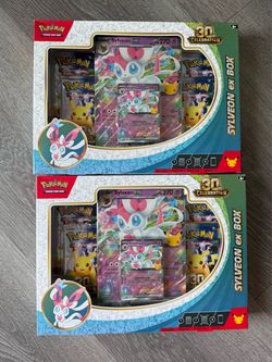 Pokémon 30th celebration Sylveon ex box