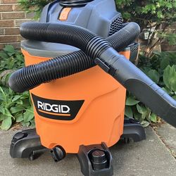 Ridgid 12-Gallon Shop Vac
