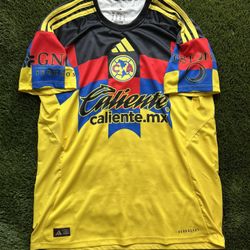 America 2025/26 Home Jersey (Medium)